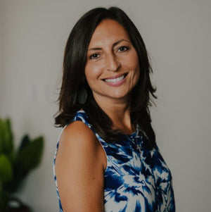 Dr. Jen VanDeWater